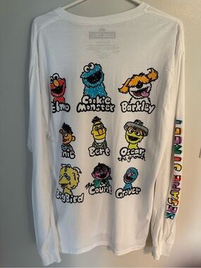 Sesame Street White Long Sleeve Tee Sz large NWOT
